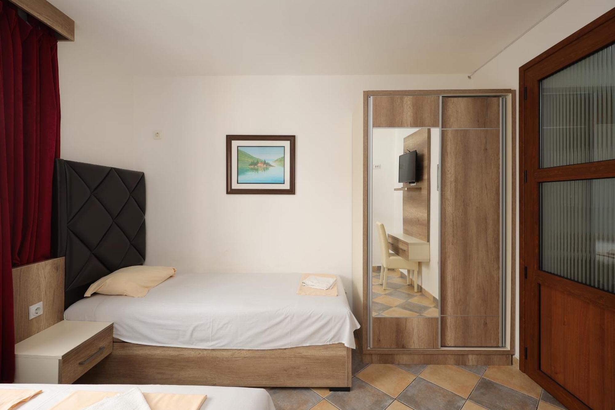 Athos Apartments Dobre Vode โดบราวอดา ห้อง รูปภาพ
