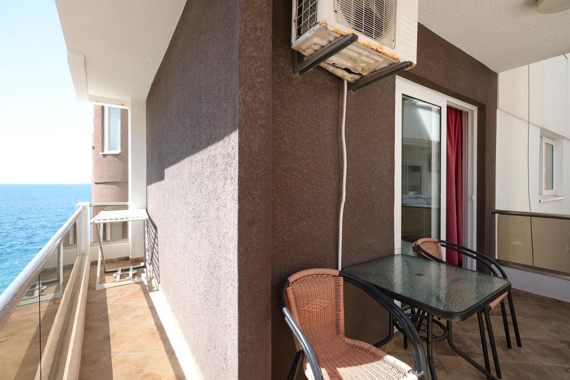 Athos Apartments Dobre Vode โดบราวอดา ห้อง รูปภาพ