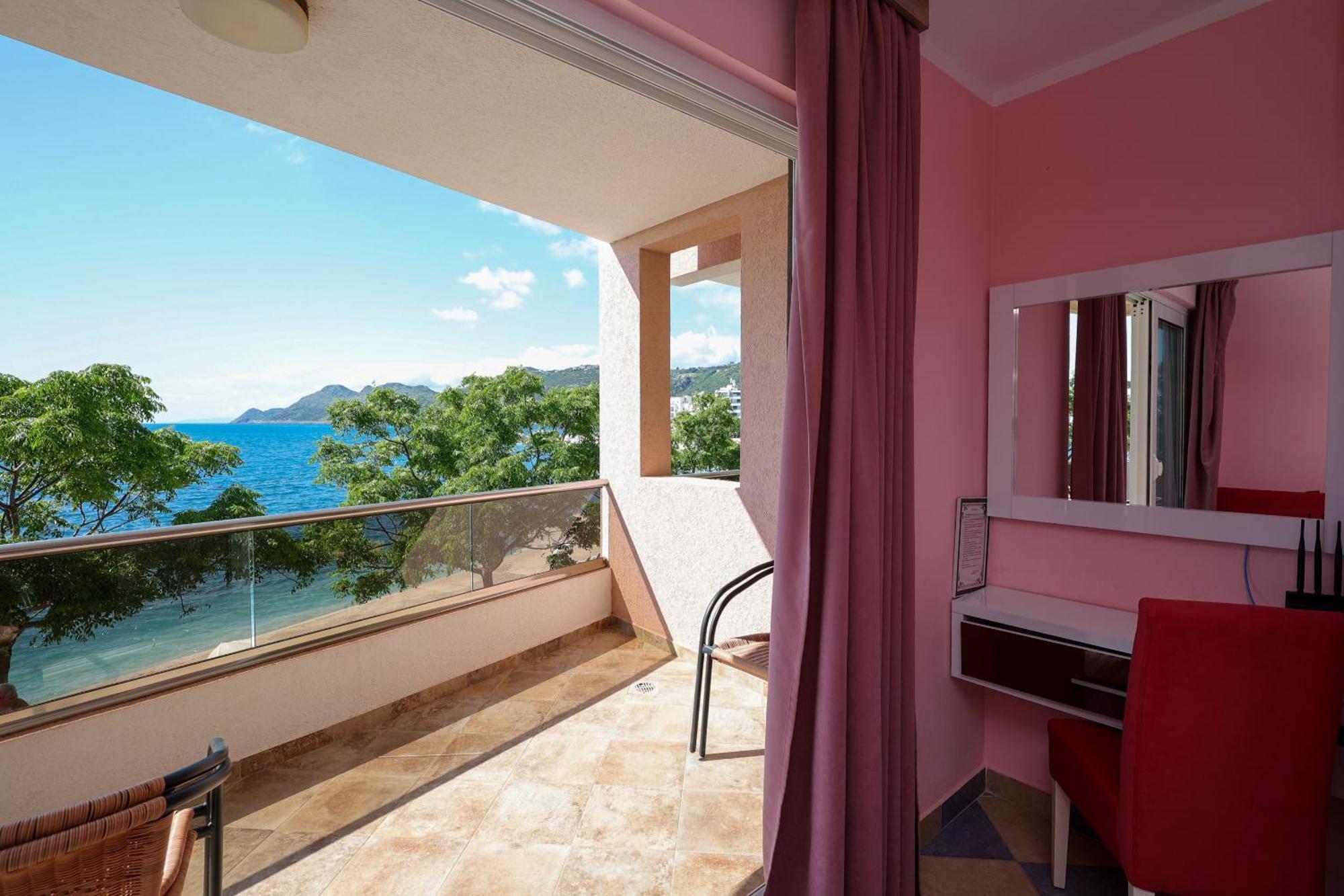 Athos Apartments Dobre Vode โดบราวอดา ภายนอก รูปภาพ